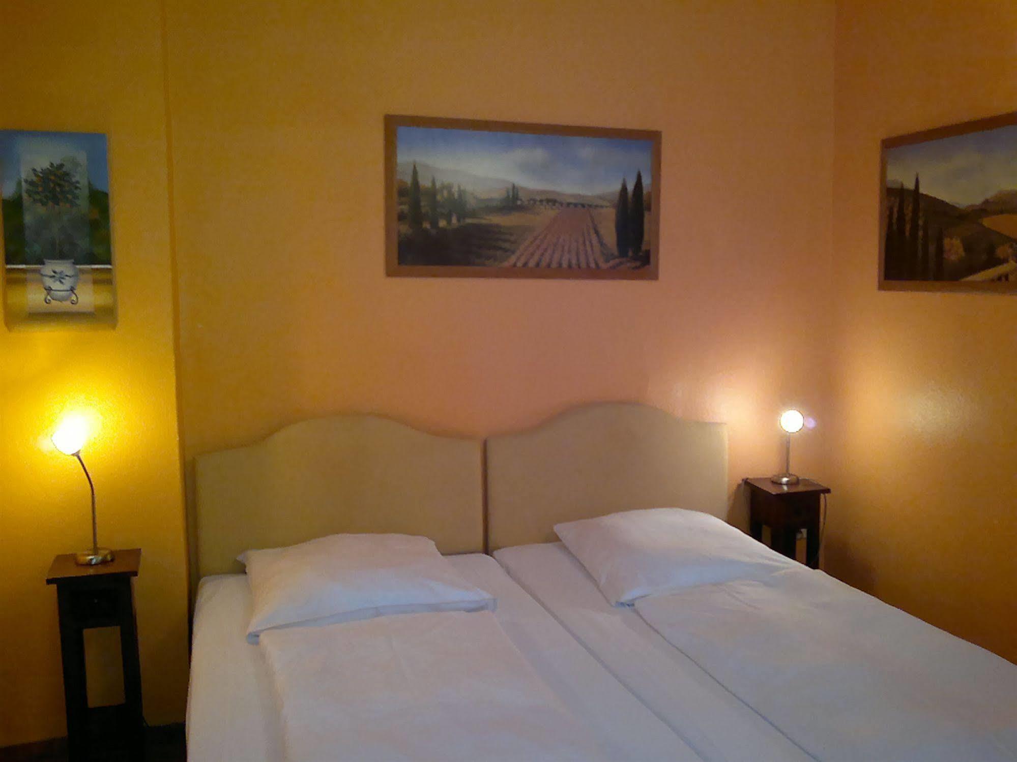 Hotel Galleria Monachium Zewnętrze zdjęcie